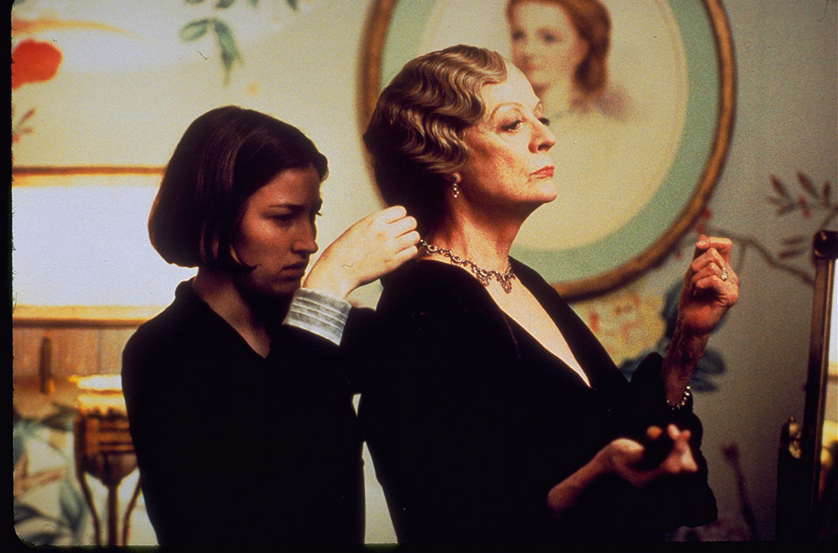 Maggie Smith as 'Constance Trentham' and Kelly Macdonald as 'Mary ...